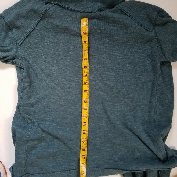 We the Free People Blue Teal Color Turtle Neck Split Back Distressed Sweater S - Picture 13 of 13